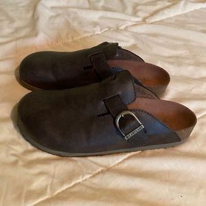 Eastland Gina Clogs